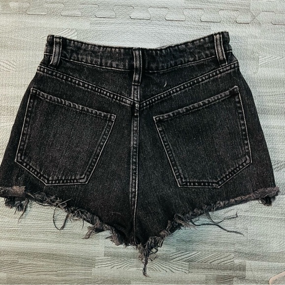 Zara high waisted button fly black cut off micro denim shorts - Picture 3 of 5